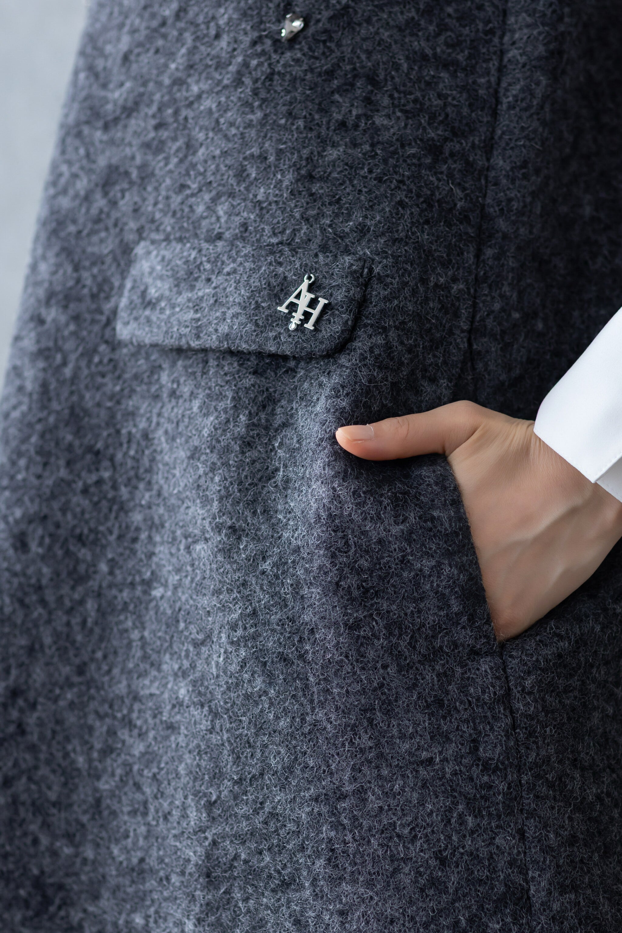 Amenochihare エアリーウールビジューミニワンピース エアリーウールビジューミニワンピース（Tia） – Ame no chi Hare